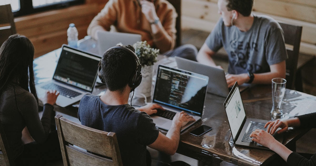 Facebook Marketing con IA – OG Image facebook-marketing-con-ia-para-pymes-guia-2026 Facebook Marketing con IA para Pymes - Guía 2026 - Agencia de Marketing IA Clientelia